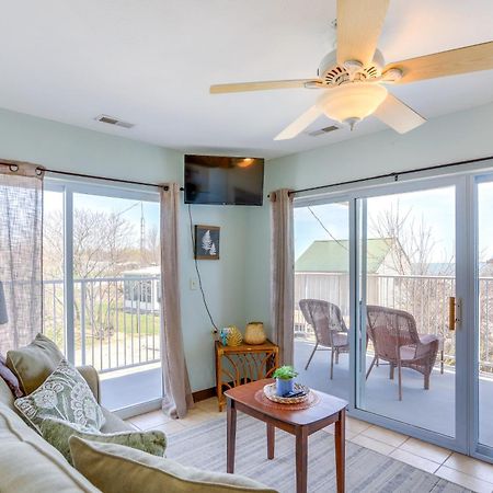 Waterfront Bass Island Retreat With Balcony And Tv Apartment Put-in-Bay Exterior photo