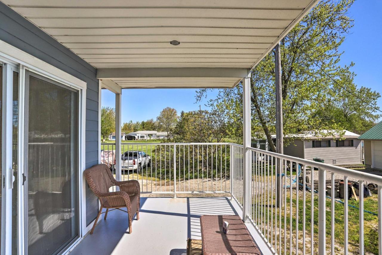 Waterfront Bass Island Retreat With Balcony And Tv Apartment Put-in-Bay Exterior photo