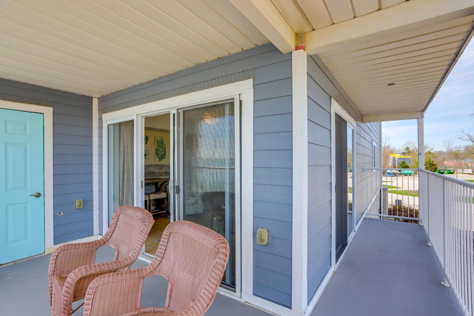 Waterfront Bass Island Retreat With Balcony And Tv Apartment Put-in-Bay Exterior photo